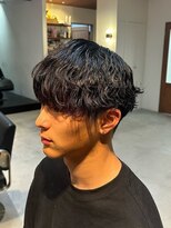 アトラクト バイ ラック 津田沼(Attract by LUCK)&nbsp;緩め波巻きシャドウパーマ/津田沼/メンズパーマ/メンズ/ブリーチ