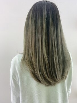 クレア 茅ヶ崎(CREA) シルバーグレージュ