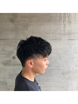 クオリス 上福岡店(QUALIS) 10代20代30代/メンズショート/刈上げ/2ブロック