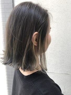 ヘンリエッタ 自由ヶ丘(Henrietta) グラデーションアッシュベージュ