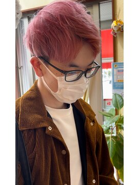 ブルーモスク トウキョウ(TOKYO) ハイトーンカラー束間短髪ショートモテ髪