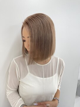 アールプラスヘアサロン(ar+ hair salon) 【新宿/新宿三丁目/ダブルカラー/ハイトーン】