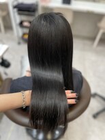 ロンド レア 天神大名店(Lond Le’a)&nbsp;レイヤー/暗髪/美髪/ワイドバング/ブルーブラック