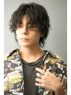 ゴールドナゴヤ 名駅(GOALD NAGOYA) センターパートスパイラルパーマ