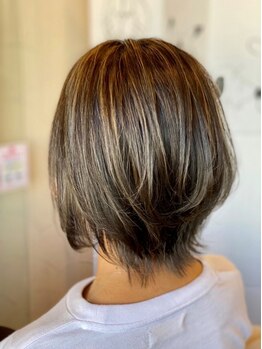 ウシワカマルガーデン(ushiwakamaru Garden)の写真/グレイカラーや人気度の高い白髪ぼかしハイライト！！白髪をしっかり染めるorぼかすを選べます！