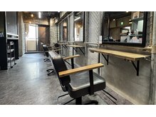 ダイスセカンドフロア(DIECE 2’nd Flor)の雰囲気（男の秘密基地のような内装！）