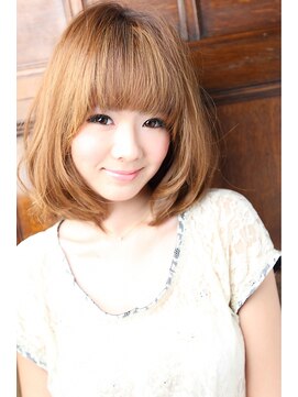 アクティフ(actif) Doll風ミディアムボブ