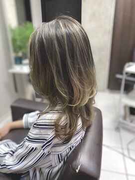 キイヒ(kiihi) ハイライトバレイヤージュ