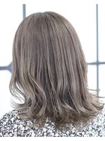 アイエムケイ(IMK)&nbsp;寒色グレージュ