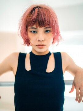 ベンジー 蔵前店(benji) ピンク×マッシュショートボブ　ハイトーン