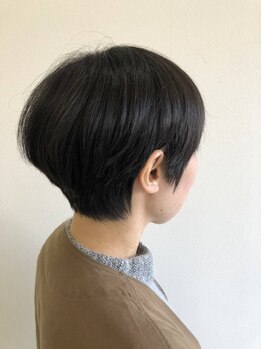 ヘアーサロンフリー(HAIR SALON Free)の写真/"似合わせ"×高い再現性カットで、小顔効果も期待大☆あなたに一番似合うショートヘアを実現します♪