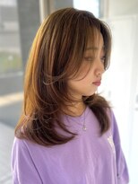 ヨロ 小岩(YOLO) ミルクティーグレージュハイライトケアブリーチレイヤーカット