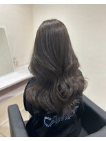 レビジュヘアー(LEVIJU HAIR) グレージュ×レイヤーカット