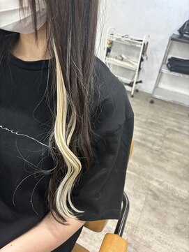 プライズ アイリス 池袋東口店(prize Iris) エクステ/長さだし/イヤリングカラー/ホワイト/池袋