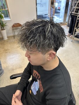 リット(lit.) ニュアンスパーマ/スペインカール/スパイキーショート/守谷