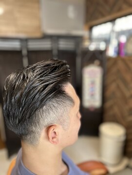 チート(cheat) ツーブロフェード