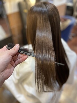 ヘアールーム(Hair Room) サラツヤストレート