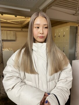 イル(iru) ケアブリーチミルクティベージュ