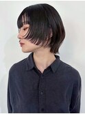 ウルフレイヤーウルフカット黒髪前髪カットショート_ba567152