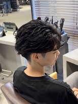 クワトロレオーネ 大阪梅田茶屋町(QUATTRO LEONE)&nbsp;韓国ヘア/センターパート/フェザーパーマ/ニュアンスパーマ