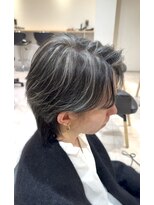 アイトーキョー 横浜(AI TOKYO) デザインカラーしたい方必見!細めホワイトハイライト!