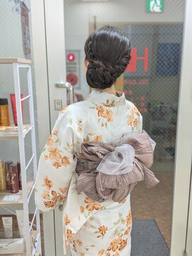 ヒデ美容室 ロングの方へオススメ～編み込みアレンジ