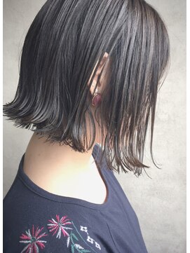 クロックレス (CLOCKLESS) 外ハネ　×　ダークグレージュ＃CLOCKLESS伊勢崎