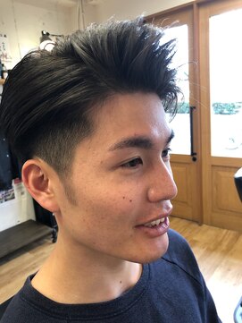 バーバーショップ フラットワークス(BARBER SHOP FLAT WORKS) ツーブロックスタイル