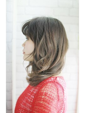 トレス プラス エヌ(TRESS+n) 20代30代40代　ゆるふわウルフ【堅田】