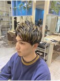 ゴールドハイライト【 Ai 新宿 美容室】