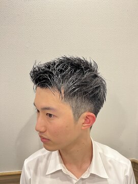 銀座マツナガ 神田店 20代30代爽やか束感アップバング刈り上げ大人カッコいい