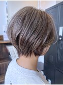 ハイライトオンカラー シルバーグレー ショート
