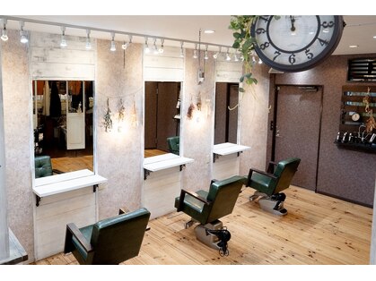 ヘアーメイク リライ(hair make rely)の写真