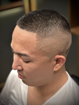 銀座 シノ 本店(shino) <理容室>メンズ フェード スキンフェード 短髪