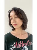 くすみベージュカラー/外ハネくびれボブカット/前髪なし小顔ボブ