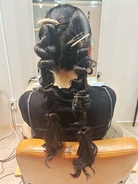 リノアヘアー(Linoa hair) ツインあみおろし