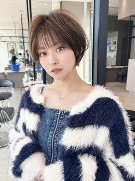 ロンド クラン 岡崎(Lond Clan) 20代30代丸みひし形くびれショートボブ