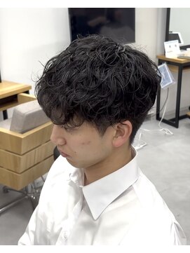 メンズサロンラシルバイレストプラス(MEN'S SALON racil by rest plus) シャドウパーマ