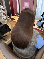 イロ ジェイアール JR奈良店(IRO)&nbsp;ナチュラルブラウン/髪質改善トリートメント/縮毛矯正