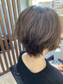 アンベリー(hair make embellie)の写真/女性スタッフのみの癒しの一軒家風サロン《embellie》お気軽に髪のお悩みをご相談くださいませ♪