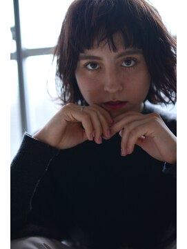 ミラバイグリーン(Mira by green) dark ash bob#1