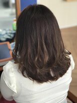 カナエ(CaNaE)&nbsp;赤味のないのが好きな方に！シナモンベージュ☆