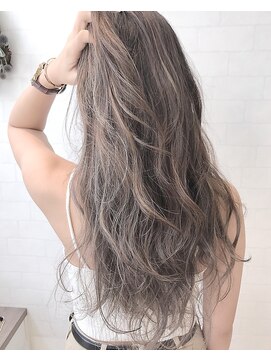 ヘアサロンエム 川越(HAIR SALON M) デザインカラー/厚めバング/ローライト/スリークボブ