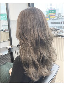 エイトオーミヤ 大宮店(EIGHT omiya) 【EIGHT 大宮】グレージュ+ハイライトカラー