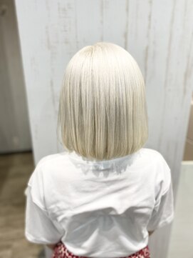 オアフ(Oahu) white blonde*BOB
