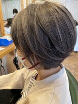 ハグ ヘアーサロン(HUG hair salon)&nbsp;白髪ボカシハイライトカラー