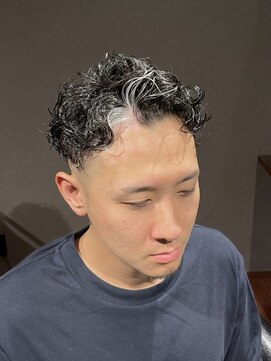 ビーダンディー(Bee dandy) ビジネスツーブロックショート ワイルドパーマ オールバック