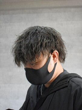 バーバーハウス ラヴィ(Barber House Lavie) ツイスパウルフ