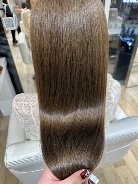 ファム 宝町店(femme) オリーブカラー