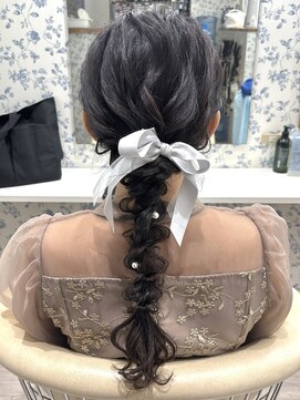 サクララ(Sakura la) ふわふわ編みおろし/参列ヘア/二次会ヘア/アップヘア